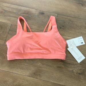 NWT Athleta coral Sports bra with padding
